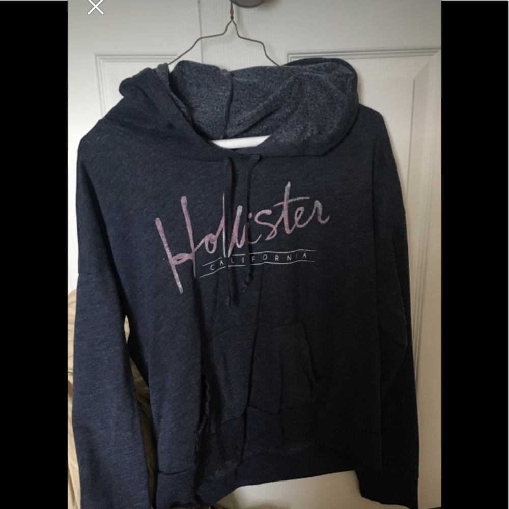 Brand new sweater Holister